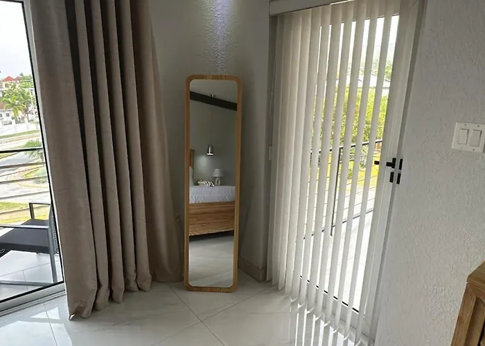Apartamento Luxury 3-bed Haven With Jacuzzi And Gorgeous Views Montego Bay