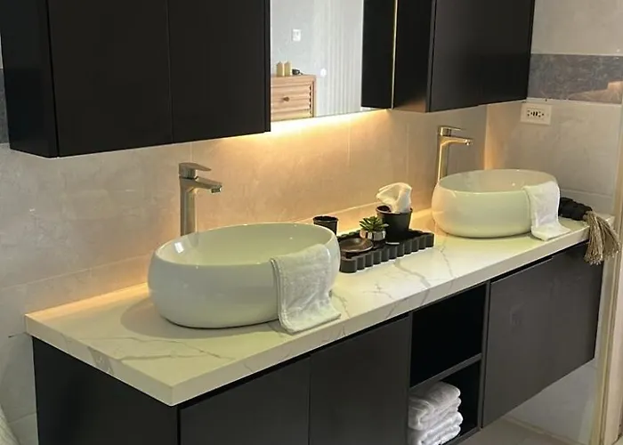 Apartamento Luxury 3-bed Haven With Jacuzzi And Gorgeous Views