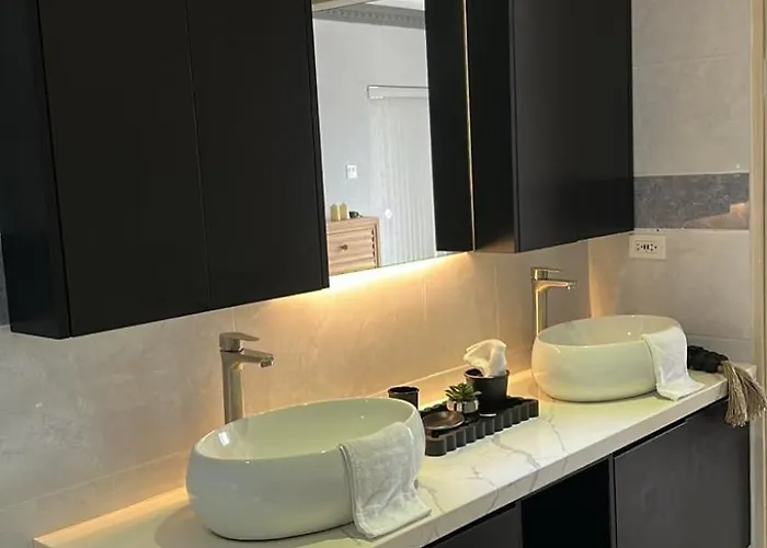 Apartamento Luxury 3-bed Haven With Jacuzzi And Gorgeous Views